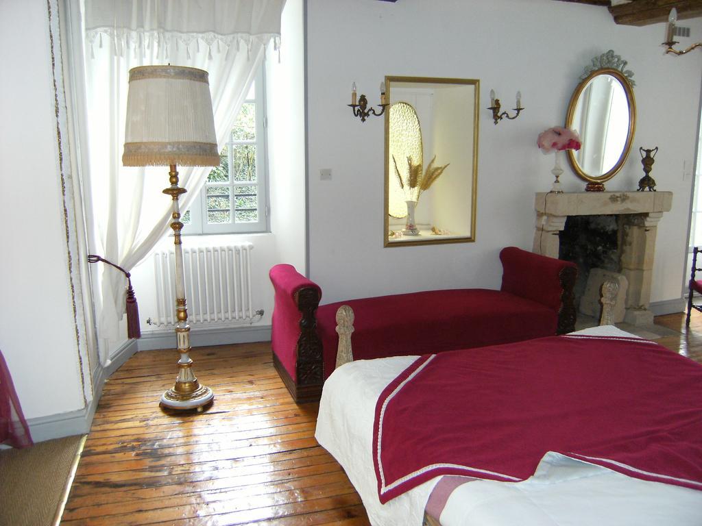 Le Relais Du Mont Chauve Bed & Breakfast Caumont-Sur-Aure Ruang foto