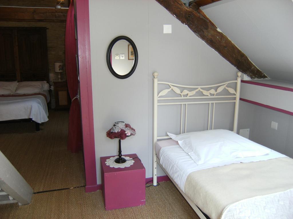 Le Relais Du Mont Chauve Bed & Breakfast Caumont-Sur-Aure Ruang foto