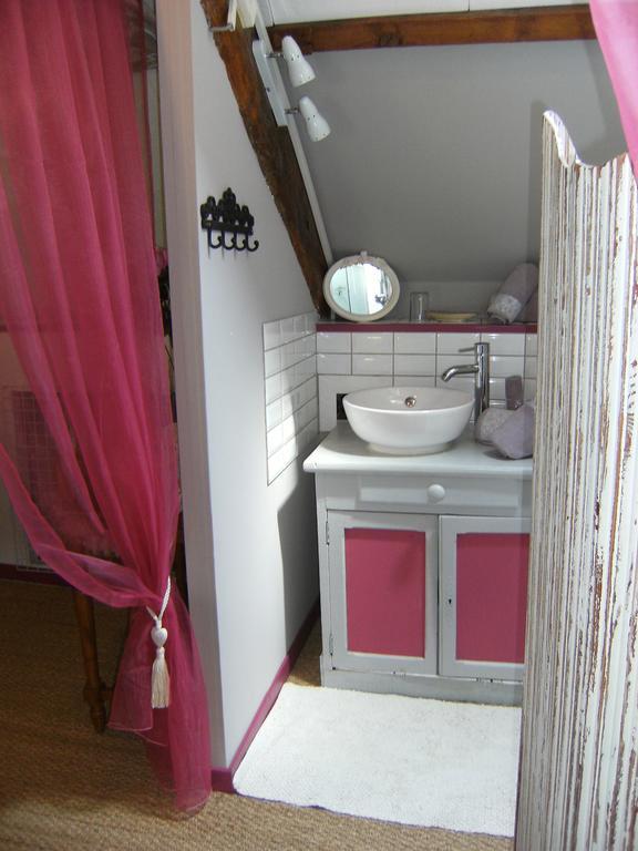 Le Relais Du Mont Chauve Bed & Breakfast Caumont-Sur-Aure Ruang foto